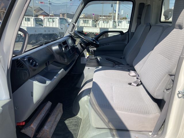 TOYOTA DYNA 2014 Image 31