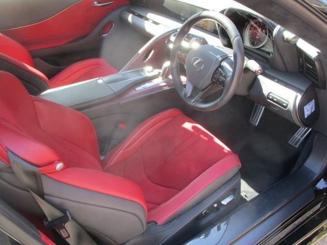 TOYOTA LEXUS LC500H 2020 Image 31