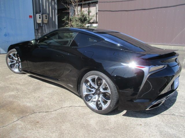 TOYOTA LEXUS LC500H 2020 Image 31
