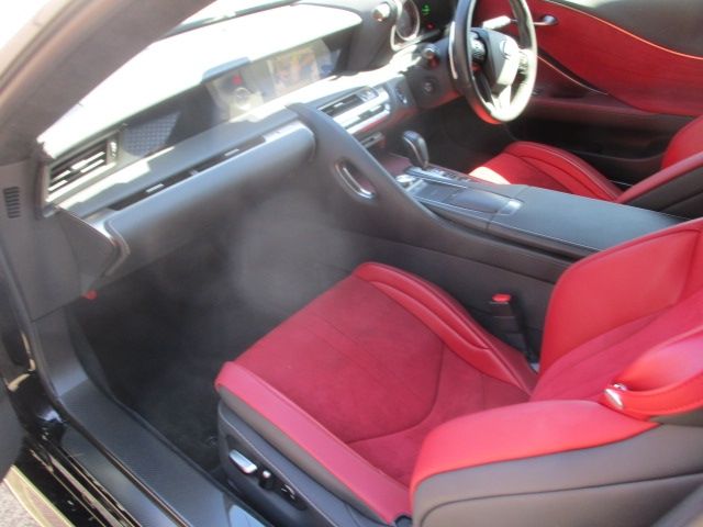 TOYOTA LEXUS LC500H 2020 Image 31