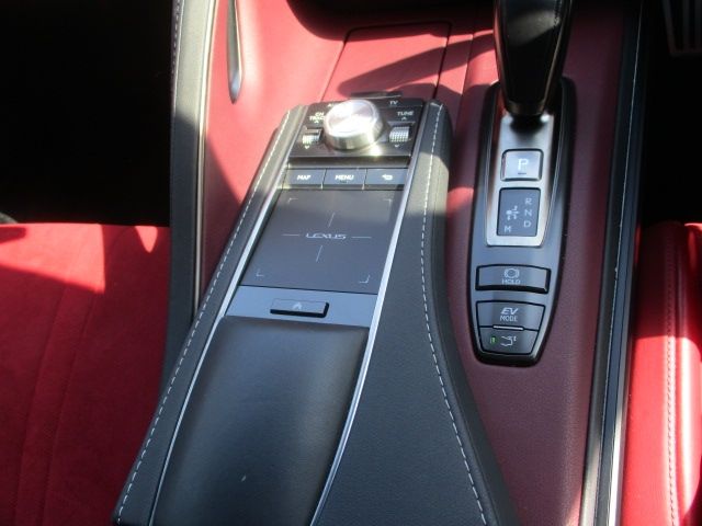 TOYOTA LEXUS LC500H 2020 Image 31