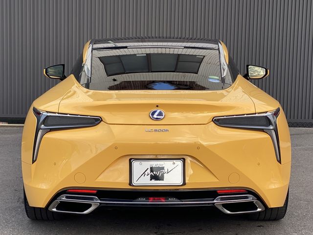 TOYOTA LEXUS LC500 2018 Image 31