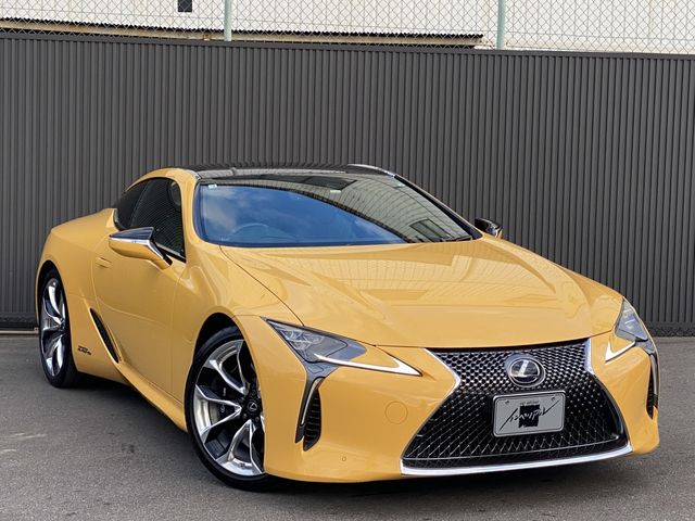 TOYOTA LEXUS LC500 2018 Image 31
