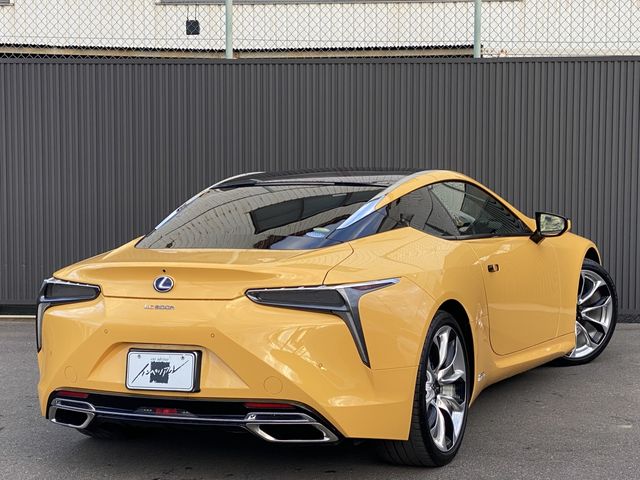 TOYOTA LEXUS LC500 2018 Image 31