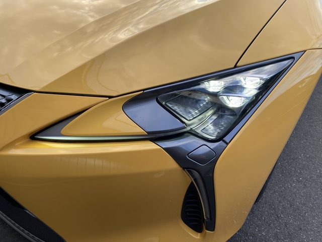 TOYOTA LEXUS LC500 2018 Image 31