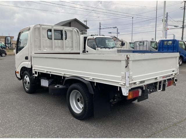 HINO DUTRO 2014 Image 31