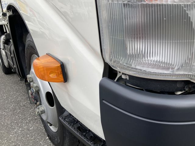 HINO DUTRO 2014 Image 31