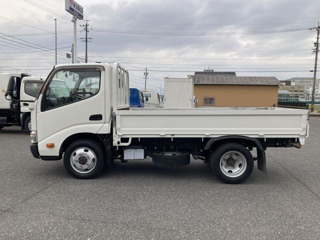 HINO DUTRO 2014 Image 31