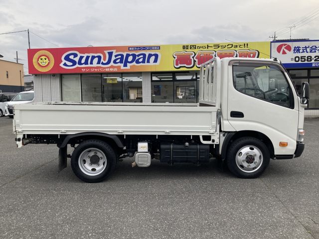 HINO DUTRO 2014 Image 31