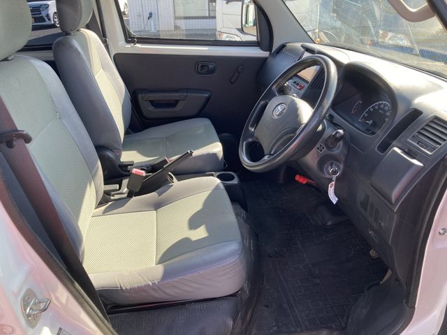 TOYOTA LITEACE VAN 2WD 2019 Image 31
