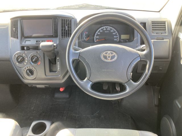 TOYOTA LITEACE VAN 2WD 2019 Image 31