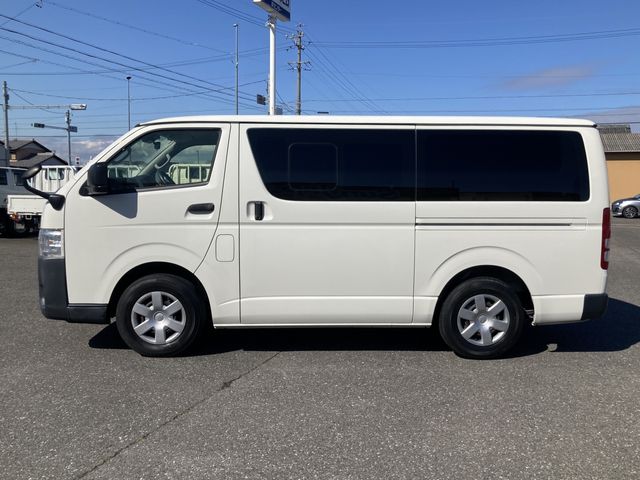 TOYOTA HIACE VAN 1.25T 2WD 2020 Image 31