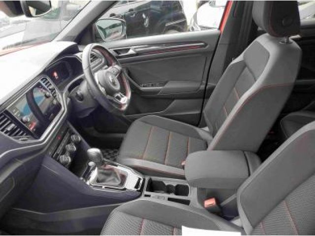 VOLKSWAGEN T-ROC 2020 Image 31