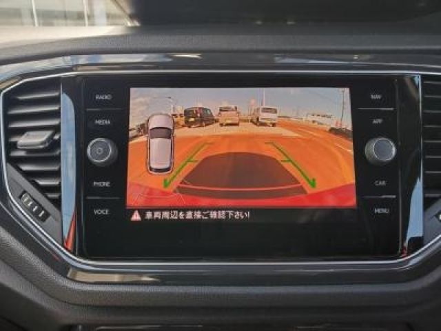 VOLKSWAGEN T-ROC 2020 Image 31