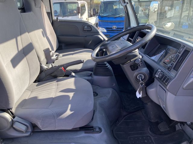 ISUZU ELF 2014 Image 31