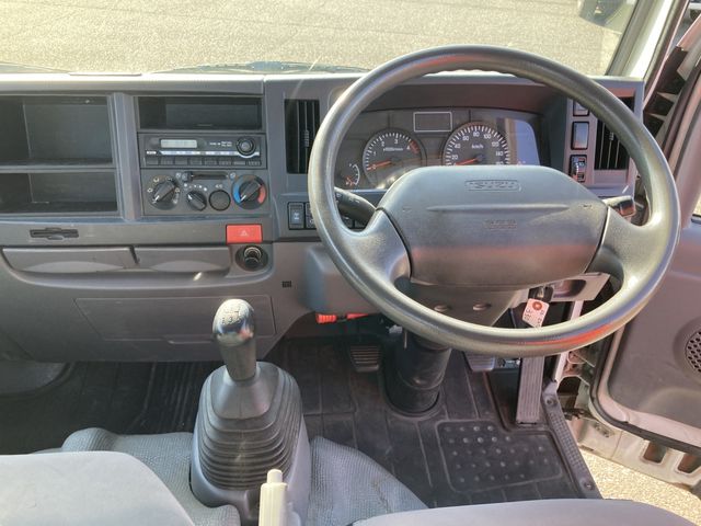 ISUZU ELF 2014 Image 31