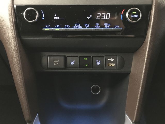 TOYOTA YARIS CROSS 2021 Image 31