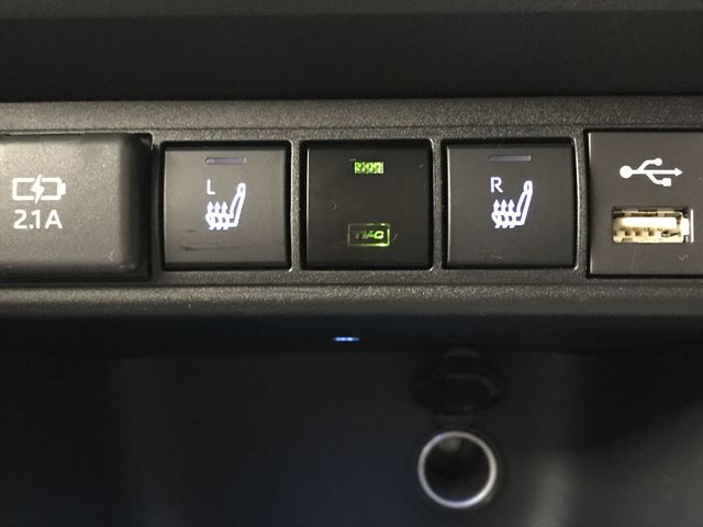 TOYOTA YARIS CROSS 2021 Image 31