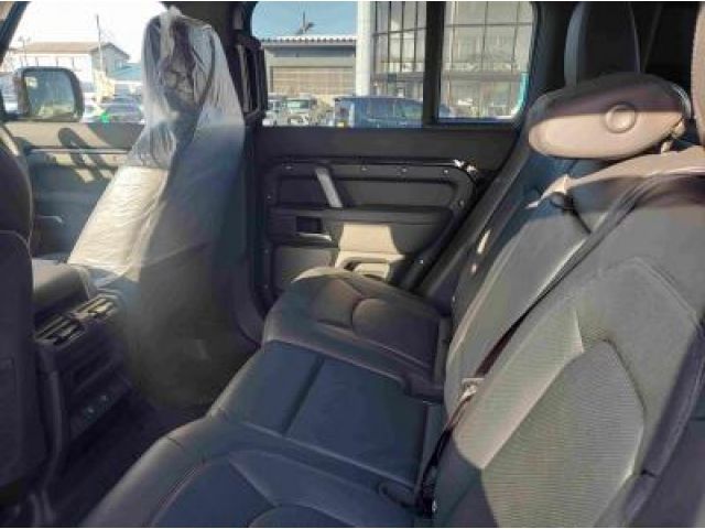 ROVER DEFENDER 2024 Image 31