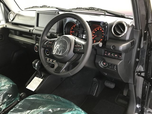 SUZUKI JIMNY NOMADE 2026 Image 31