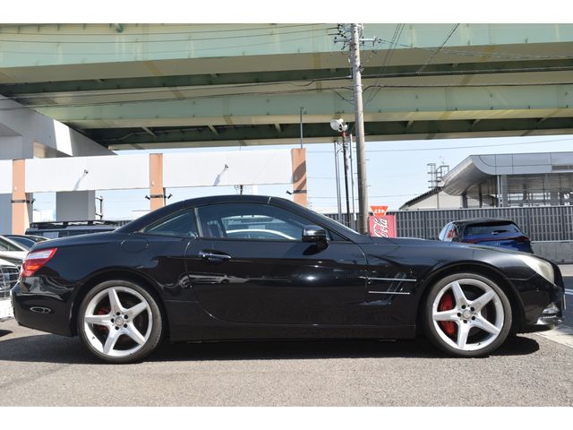 MERCEDES BENZ SL CLA 2013 Image 31