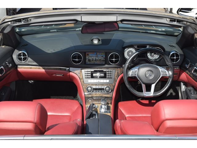 MERCEDES BENZ SL CLA 2013 Image 31