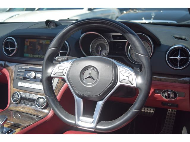 MERCEDES BENZ SL CLA 2013 Image 31