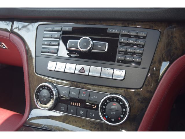 MERCEDES BENZ SL CLA 2013 Image 31