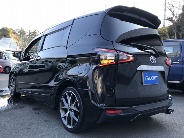 TOYOTA SIENTA HYBRID 2015 Image 31