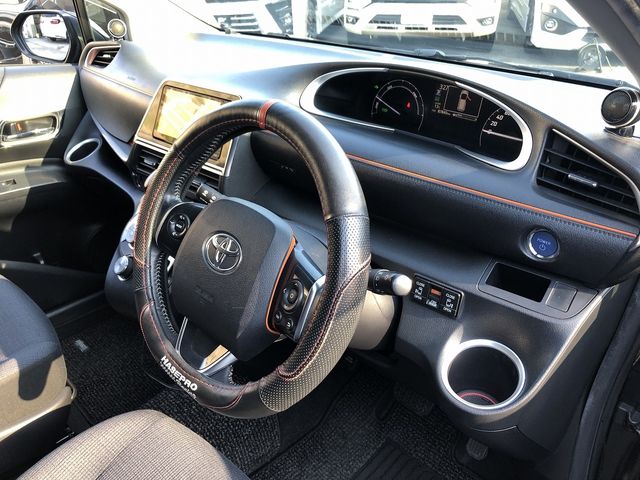 TOYOTA SIENTA HYBRID 2015 Image 31