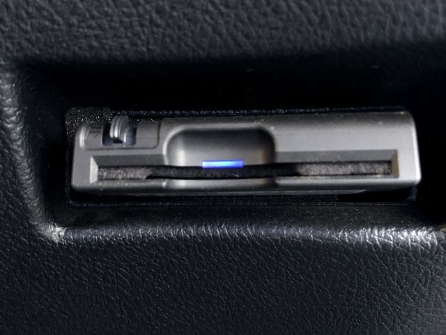 TOYOTA SIENTA HYBRID 2015 Image 31