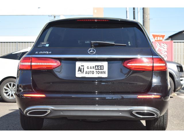 MERCEDES BENZ E CLAS 2017 Image 31