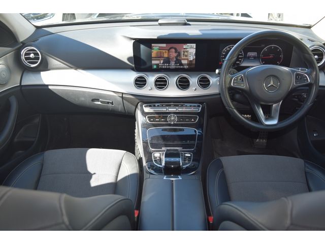 MERCEDES BENZ E CLAS 2017 Image 31