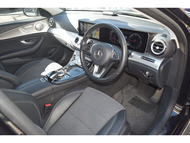 MERCEDES BENZ E CLAS 2017 Image 31