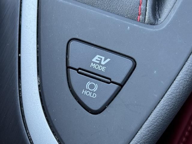 TOYOTA LEXUS UX250H 2019 Image 31