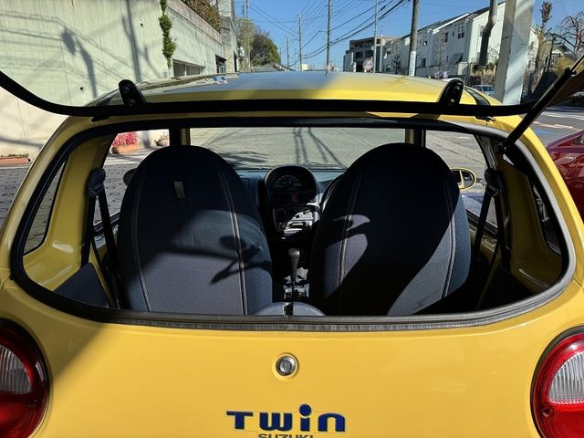 SUZUKI TWIN 2003 Image 31