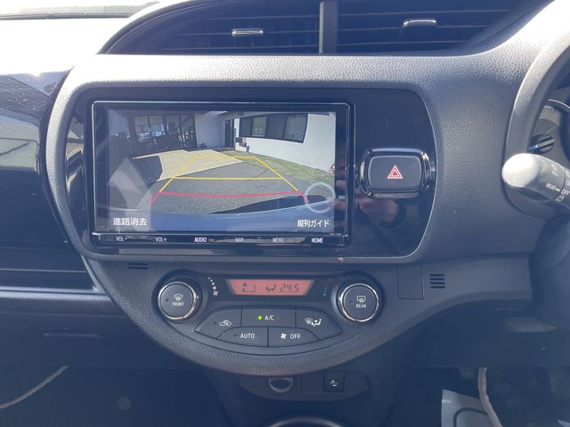 TOYOTA VITZ HYBRID 2019 Image 31