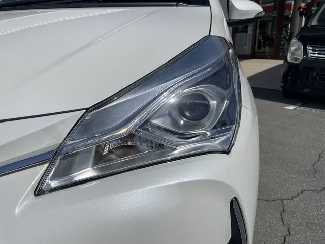 TOYOTA VITZ HYBRID 2019 Image 31