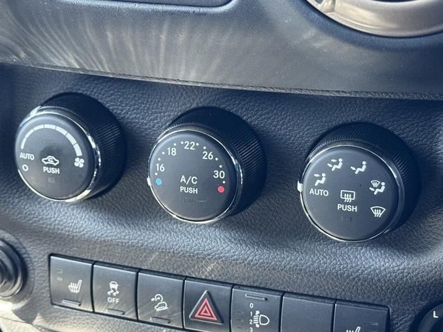 JEEP WRANGLER UNLIMI 2016 Image 31