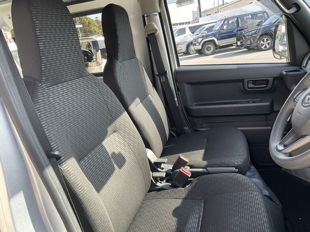 DAIHATSU HIJET CARGO 4WD 2021 Image 31