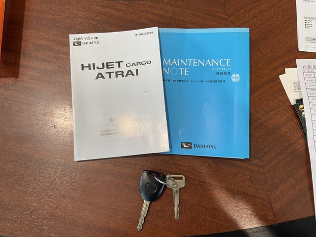 DAIHATSU HIJET CARGO 4WD 2021 Image 31