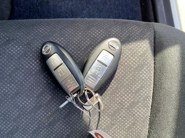 NISSAN WINGROAD 2013 Image 31