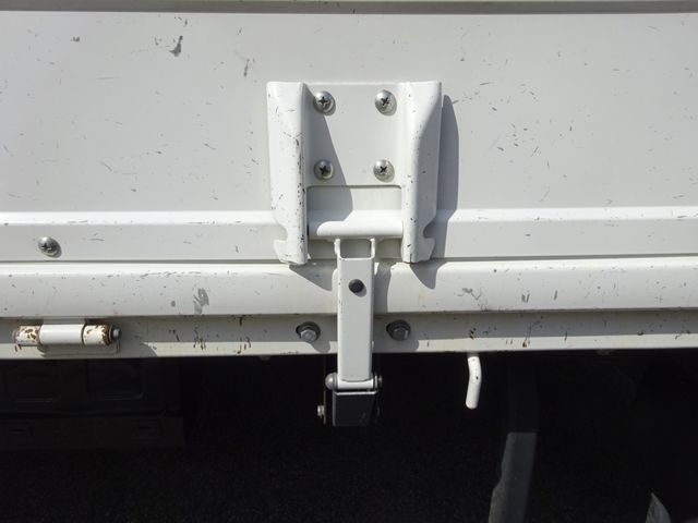 ISUZU ELF 2019 Image 31