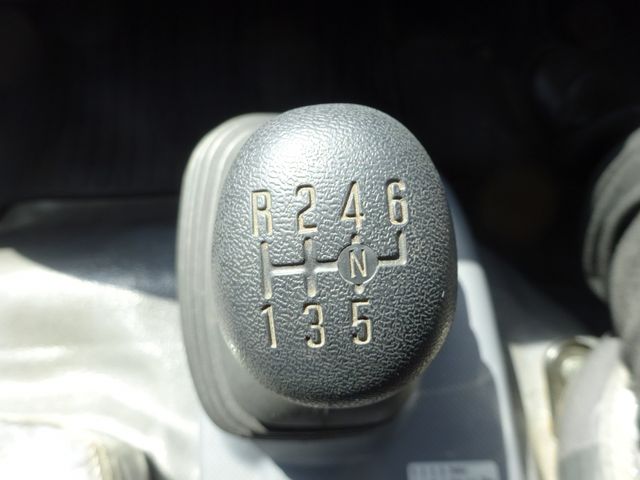 ISUZU ELF 2019 Image 31