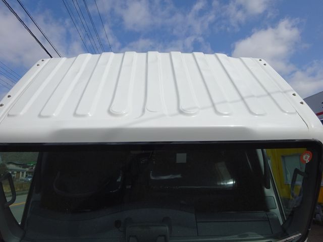 ISUZU ELF 2019 Image 31