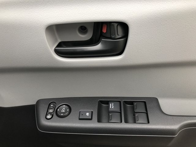 HONDA N-ONE E: 2025 Image 31