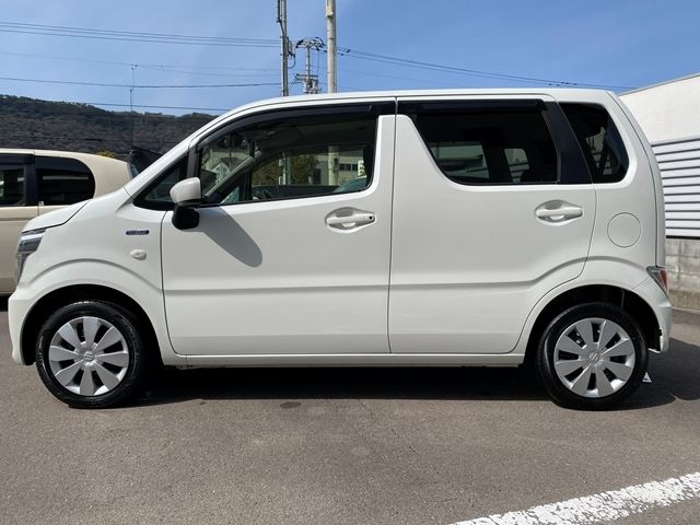 SUZUKI WAGON R 2021 Image 31