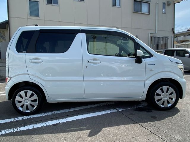 SUZUKI WAGON R 2021 Image 31