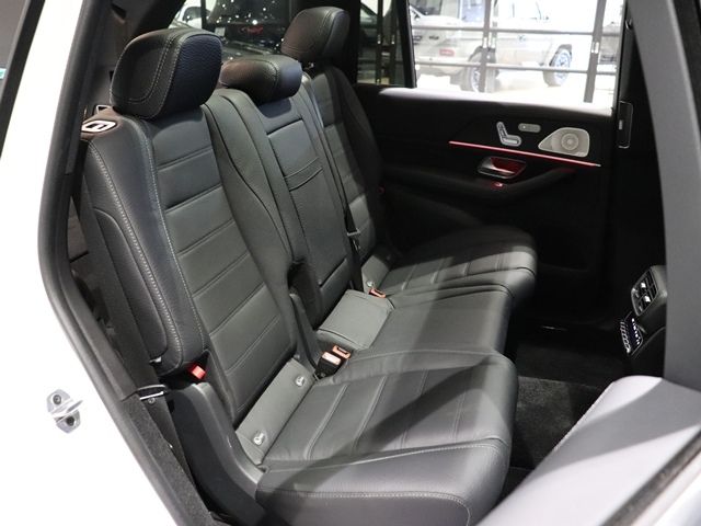 MERCEDES BENZ GLS CL 2024 Image 31