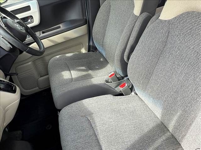 HONDA N BOX 2019 Image 31